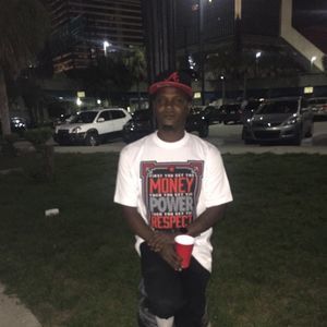 Meet your Posher, Leon